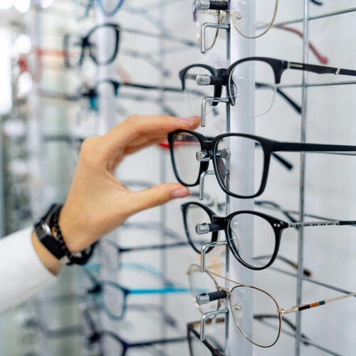 4 smart tips to buy eyeglasses online